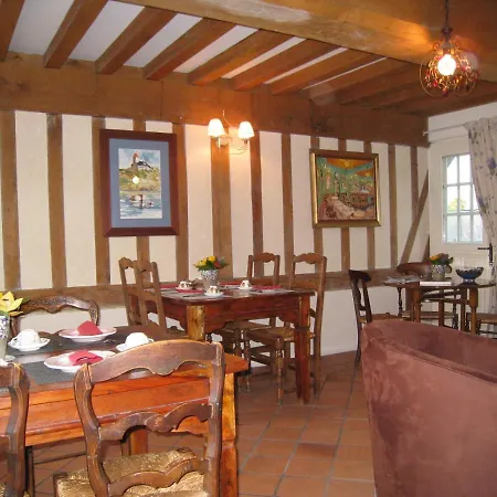Manoir Du Petit Saint Pierre Konukevi