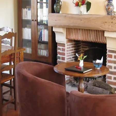 Guest house Manoir Du Petit Saint Pierre *